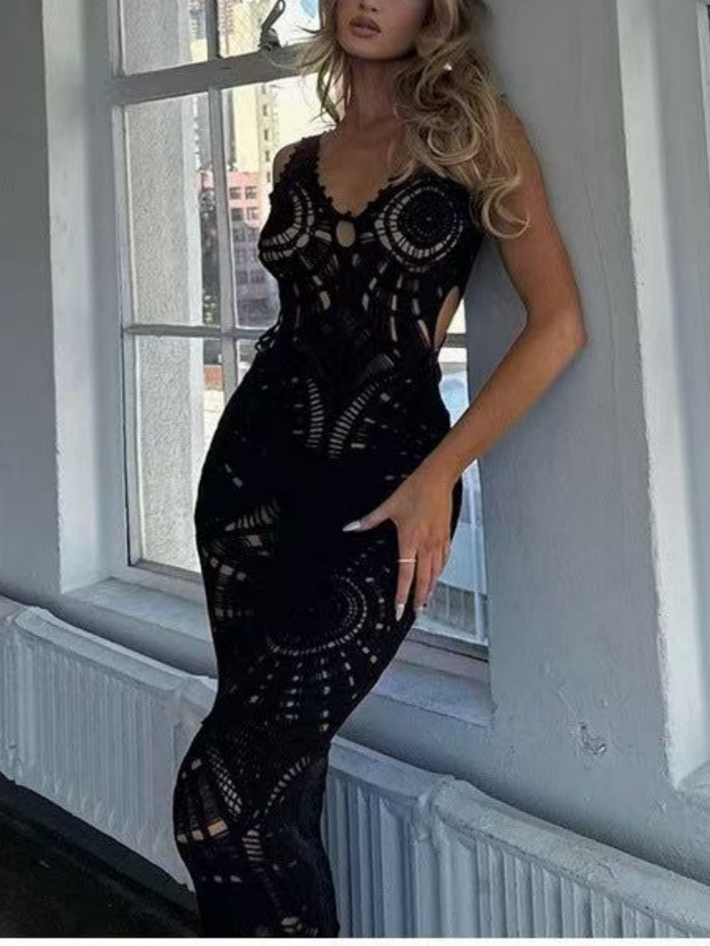 Beach Hollow V-neck Slim Sexy Midi Dress - Riviera London