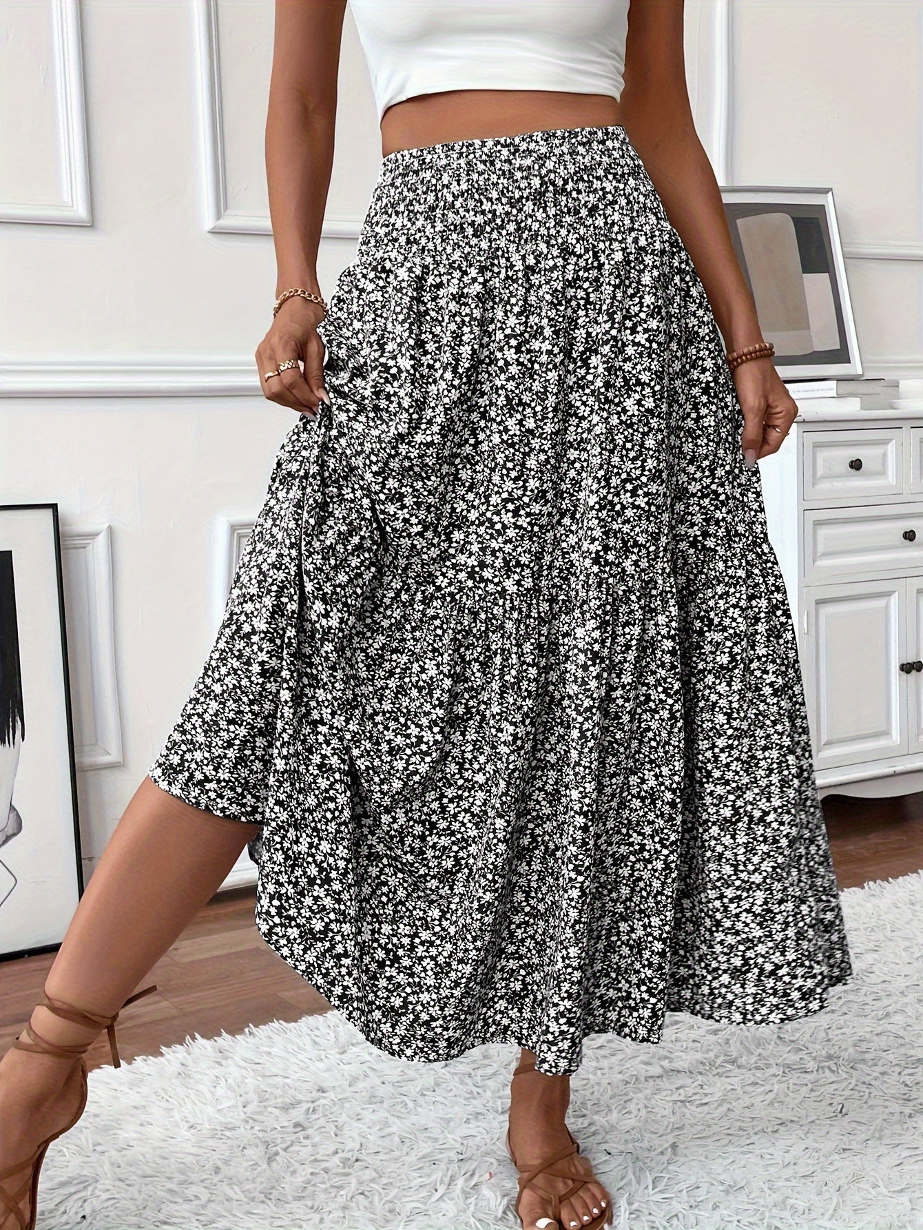 Elena Ditsy Floral Skirt - Riviera London