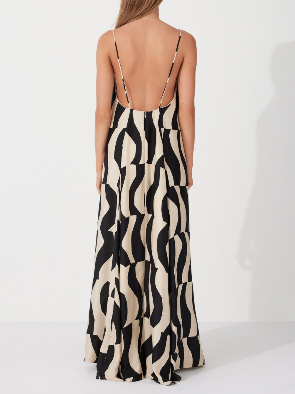 Relaxed Fit Scooped Back Style Maxi Dress - Riviera London