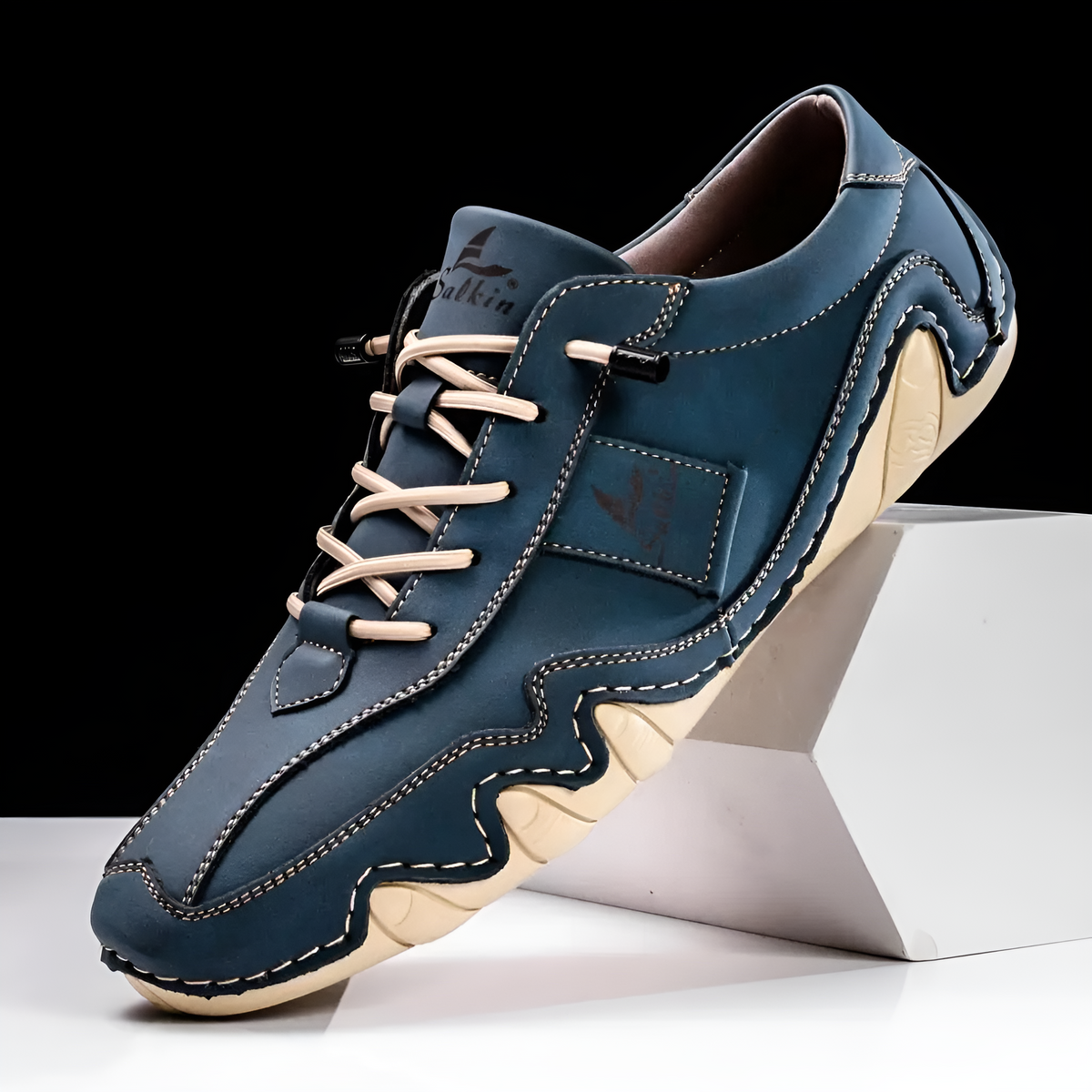 Larkin Leather Trainer