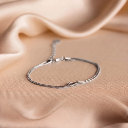 Wren Knot Bracelet