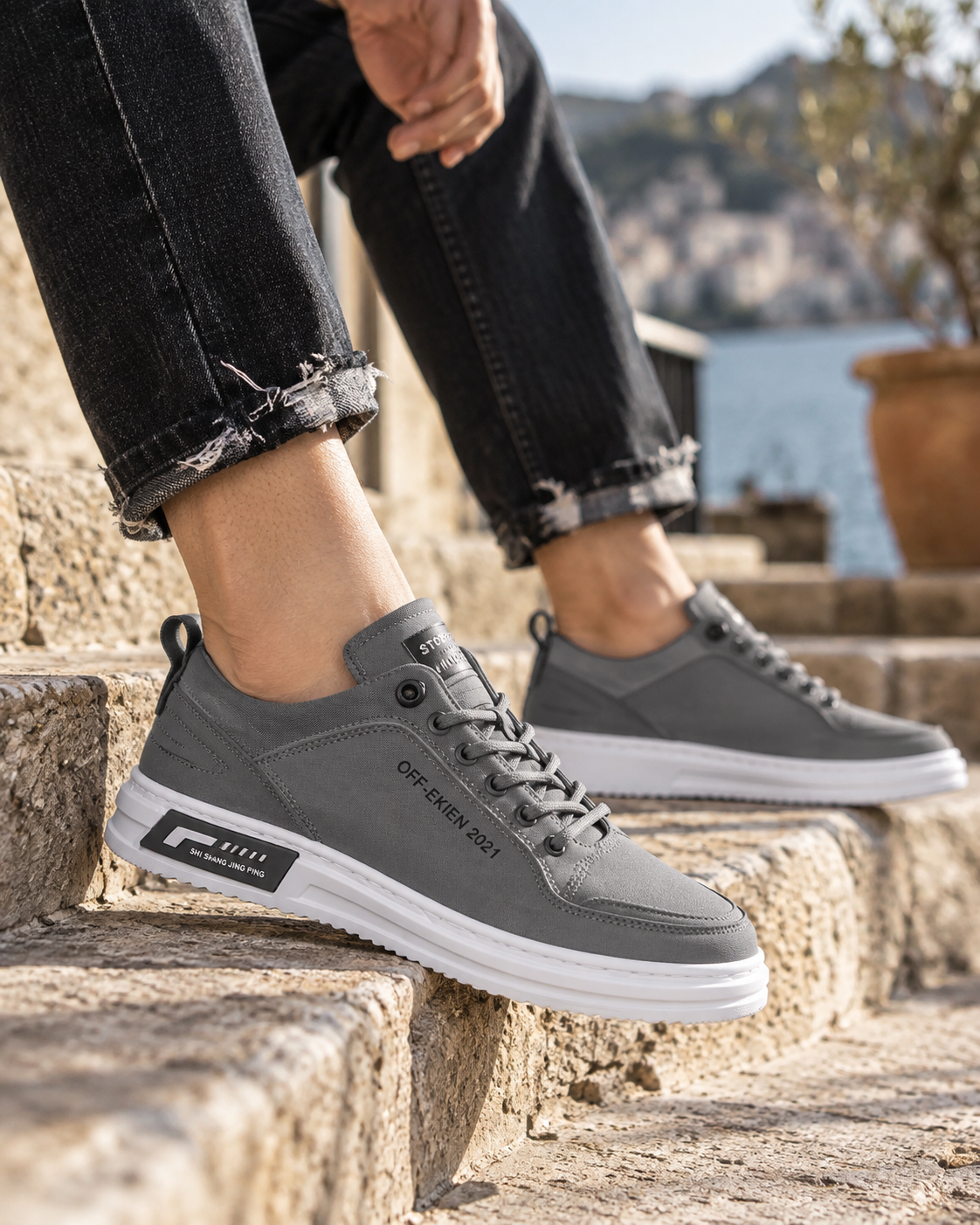 Vance Leather Sneakers